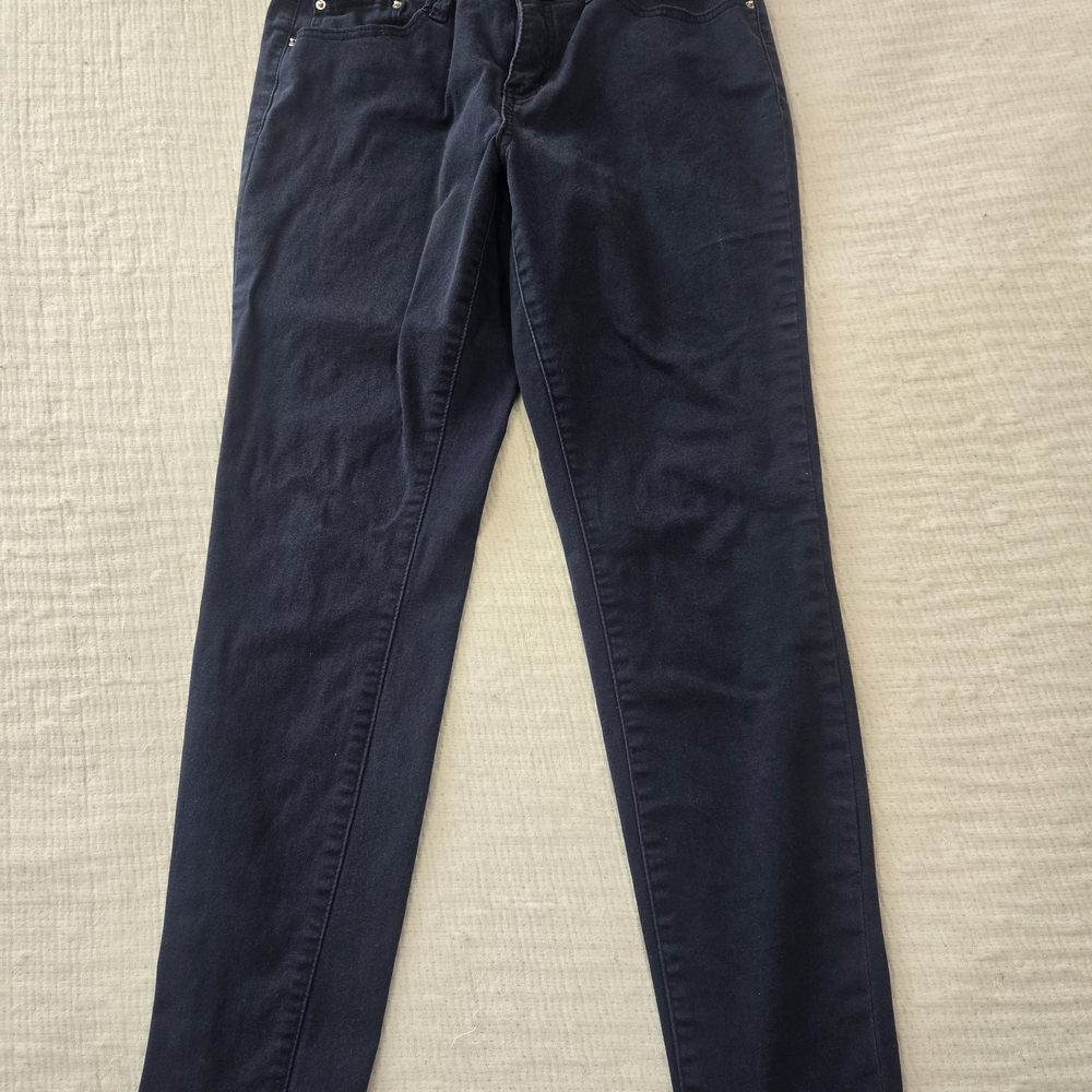 Signature by Levi Strauss Women's Skinny Jeans - Dark Blue